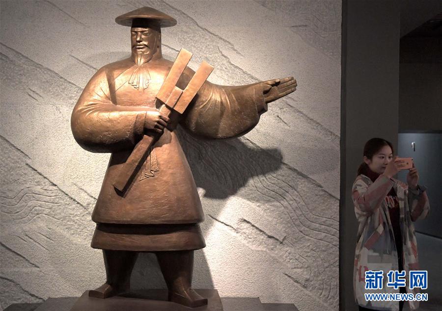 （文化·黃河文化帶·圖文互動）（3）在夏都二里頭，感受中華早期文明精粹 